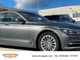 BMW 750 i Lim Laserlicht Standheizung Massage - BMW 750 mit Benzin-Antrieb: Limousine