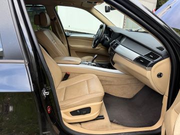 BMW X5 - 11