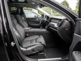 Volvo XC60 T6 AWD Plus Dark - Volvo XC60 mit Hybrid-Antrieb