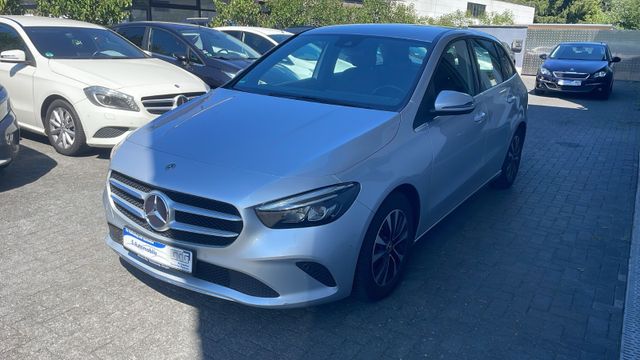 MERCEDES-BENZ B 180 d MOD 2021 Autom/LED/Navi/Leder