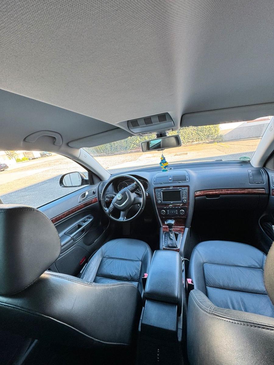 Skoda Octavia 2009 — photo 7