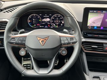 Fahrzeugabbildung CUPRA Leon ST VZ 1.4 e-HYBRID DSG Kamera Pano DCC ACC