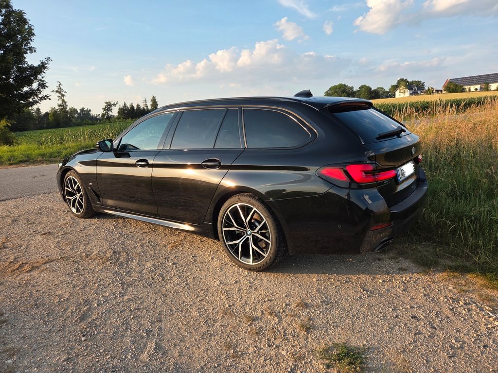 Image of BMW 520