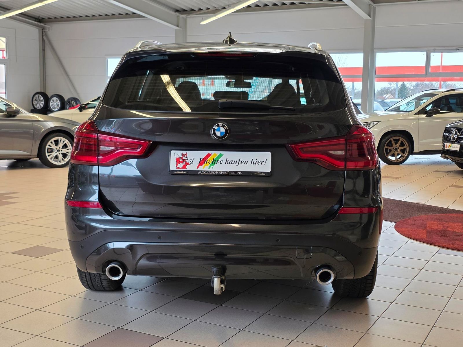 Fahrzeugabbildung BMW X3 xDrive20d/LED/Navi/HuD/Carplay/Keyless/AHK