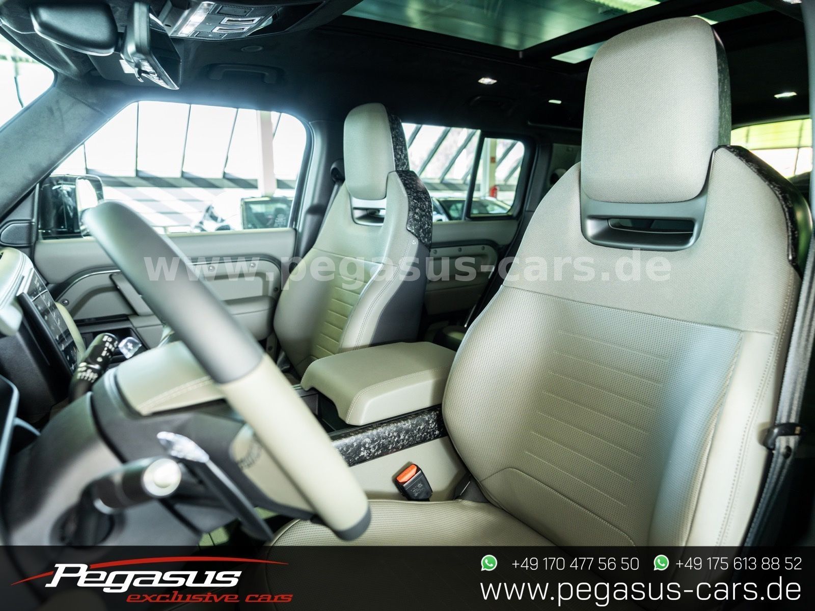 LAND ROVER Defender - 2