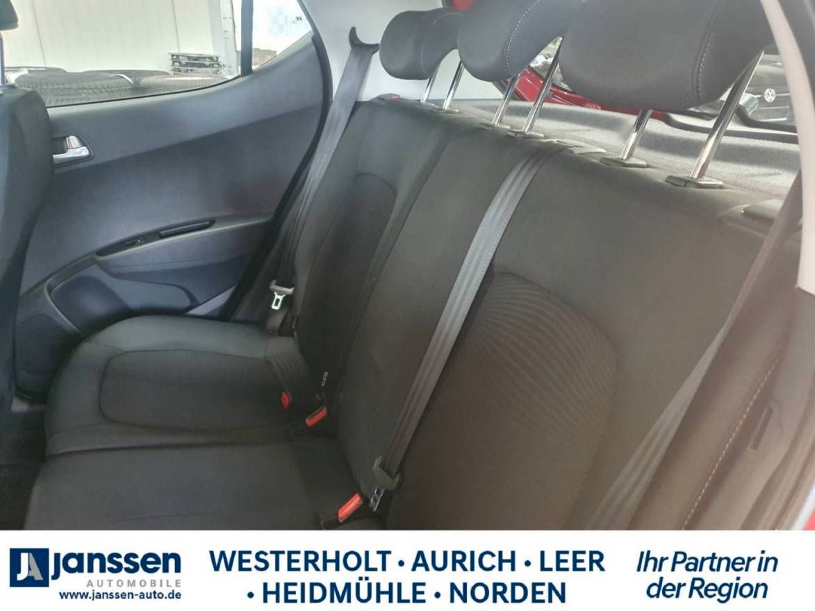 Fahrzeugabbildung Hyundai i10 Style/LED Tagfahrlicht/Sitz-Lenkradheizung