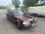 Mercedes-Benz Mercedes Benz, E300 Automatik Diesel - gebrauchte Mercedes-Benz E 300 aus dem Jahr 1993