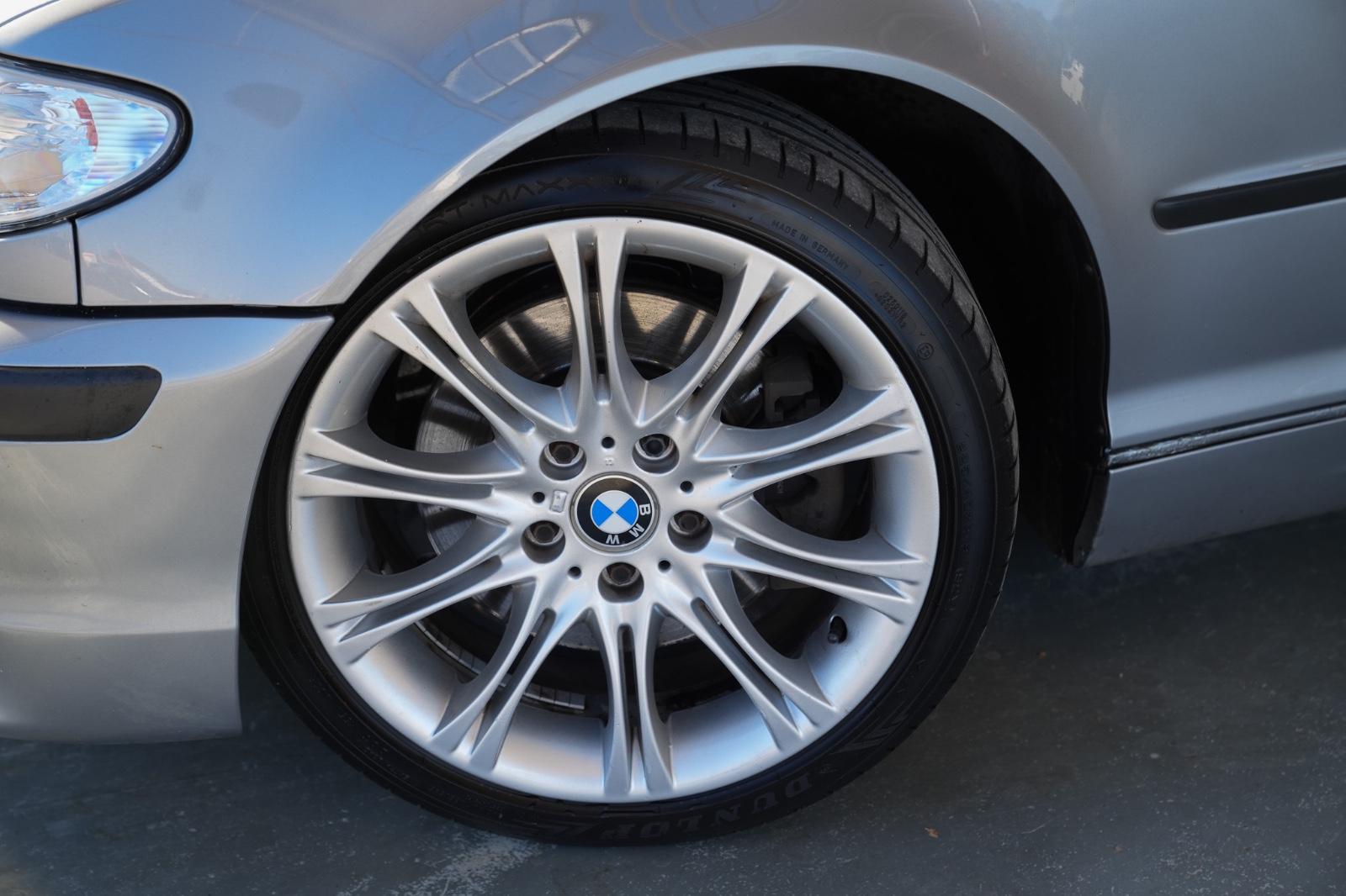 BMW 330 2004 — photo 23