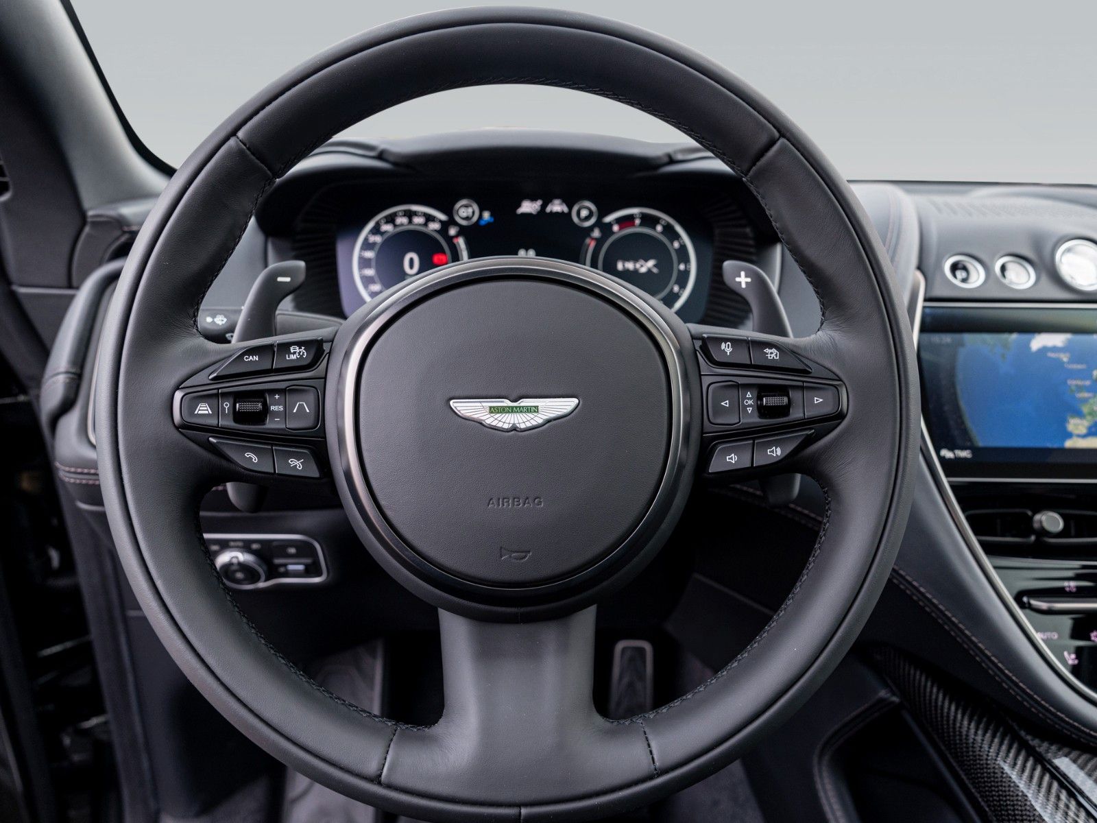 Aston Martin DBX707 | Carbon Trim | Privacy Glass foto 16