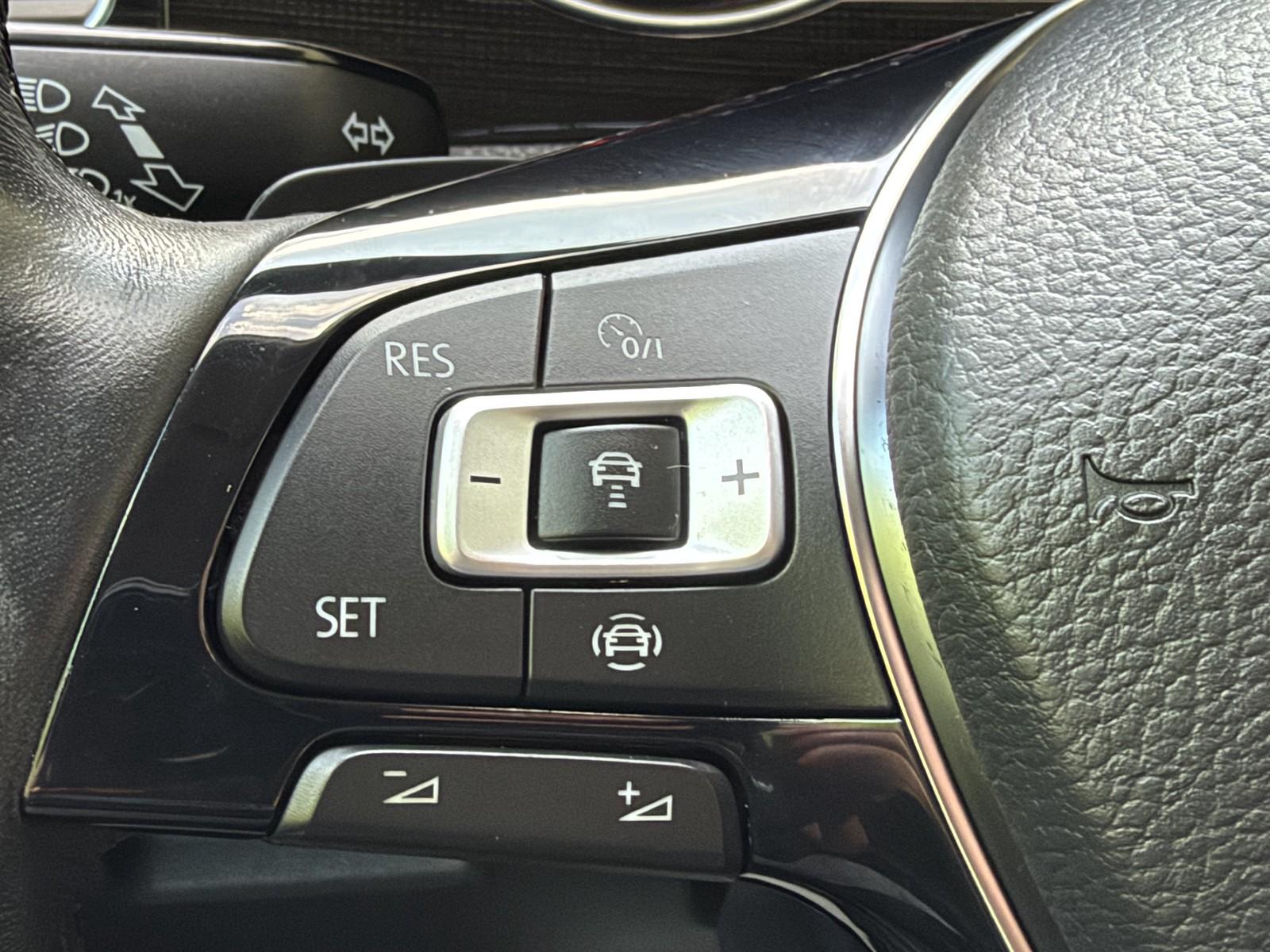 Volkswagen Golf VII Highline Automatik*1.Hand*LED, миниатюра 18