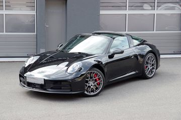 Porsche 992.2 Targa 4S*ACC,BOSE,Chrono,Sitzlüftung,14-W.