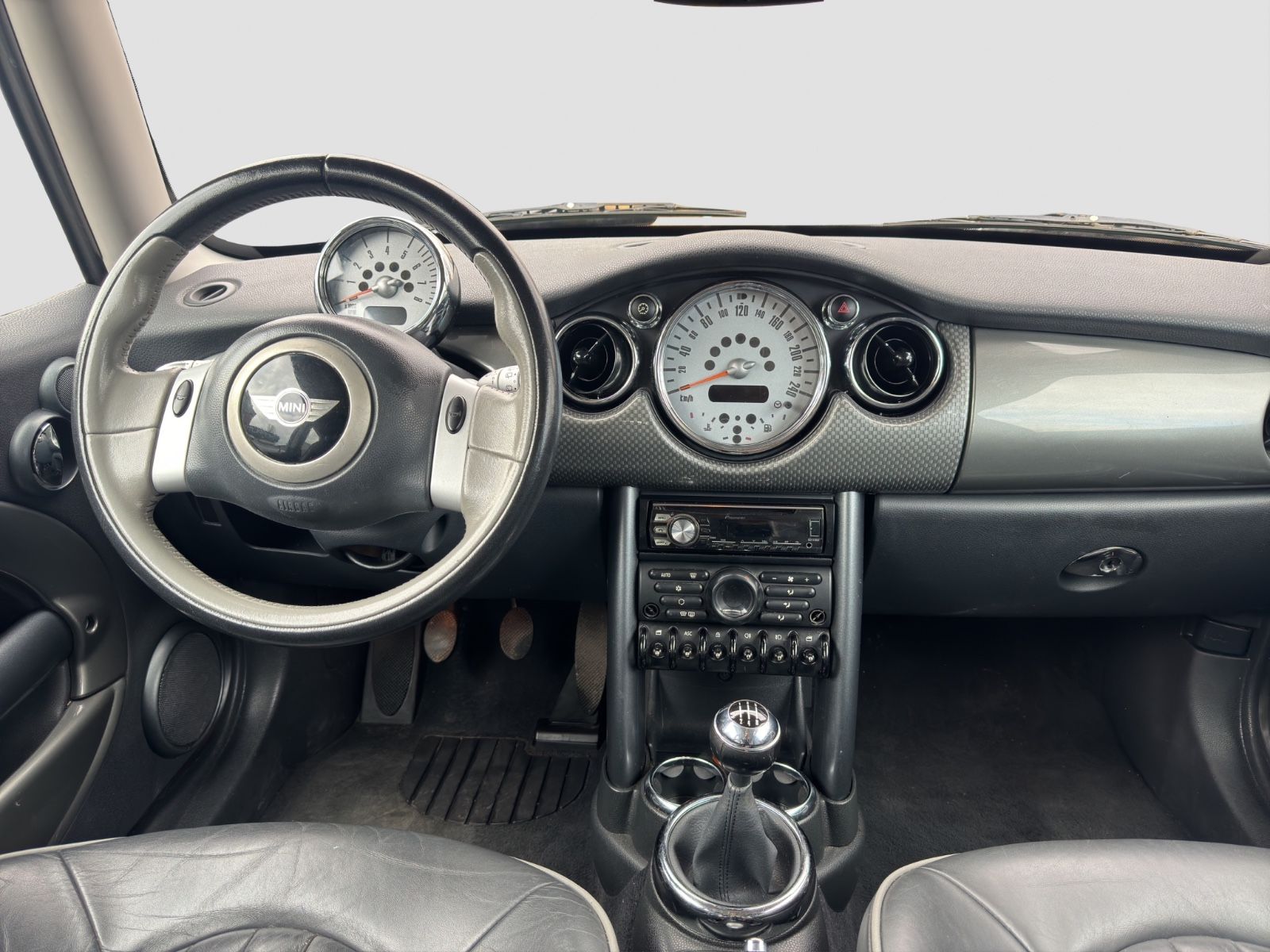 Fahrzeugabbildung MINI ONE /Klima/Sitzhz./TÜV/HU/Leder