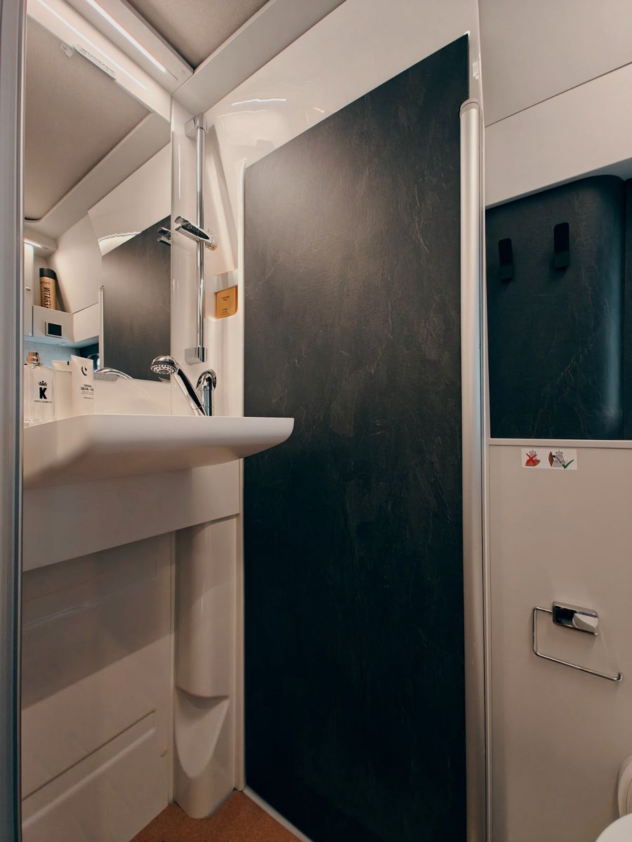 Fahrzeugabbildung HYMER / ERIBA / HYMERCAR GRAND CANYON S 700 4x4 RSX ONE by palmo