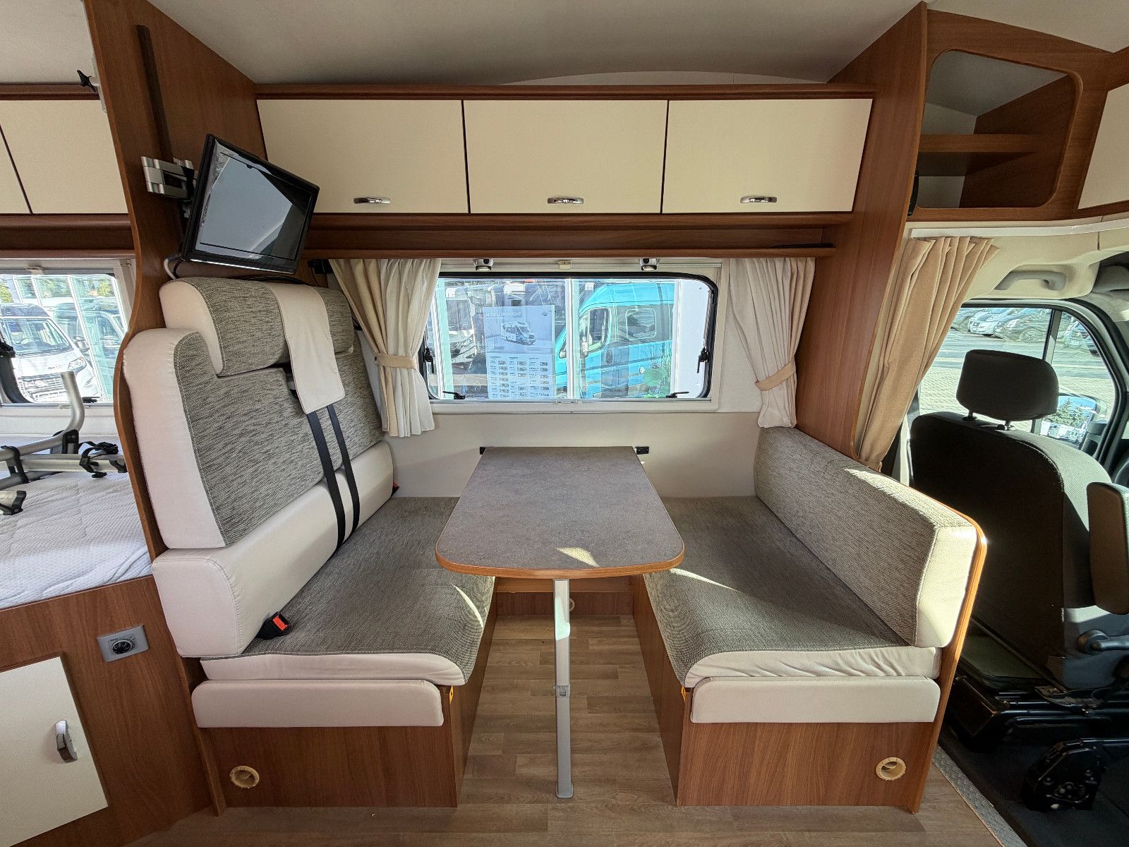 Fahrzeugabbildung XGO Dynamic 22 P