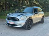 MINI COOPER Countryman 1,6 Ltr. - 90 kW 16V - MINI MINI aus 2012: Countryman