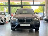 BMW X1 20i xDrive (F48) Sport Line *LED *HiFi *SHZ - BMW X1 Gebrauchtwagen in München