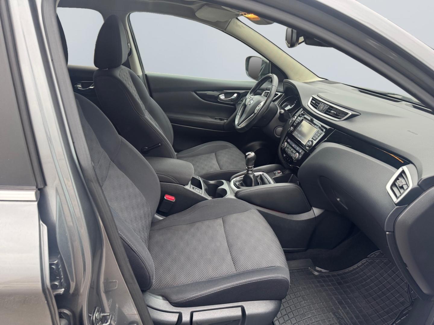 Nissan Qashqai N-Connecta 1.2 DIG-T *PANO*KAMERA*AHK*US
