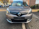 Renault Scenic Bose Edition dCi 110 EDC* 2 HAND* TÜVNEU* - Renault Scenic: Bose Dci Edc