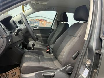 Volkswagen Tiguan - 12