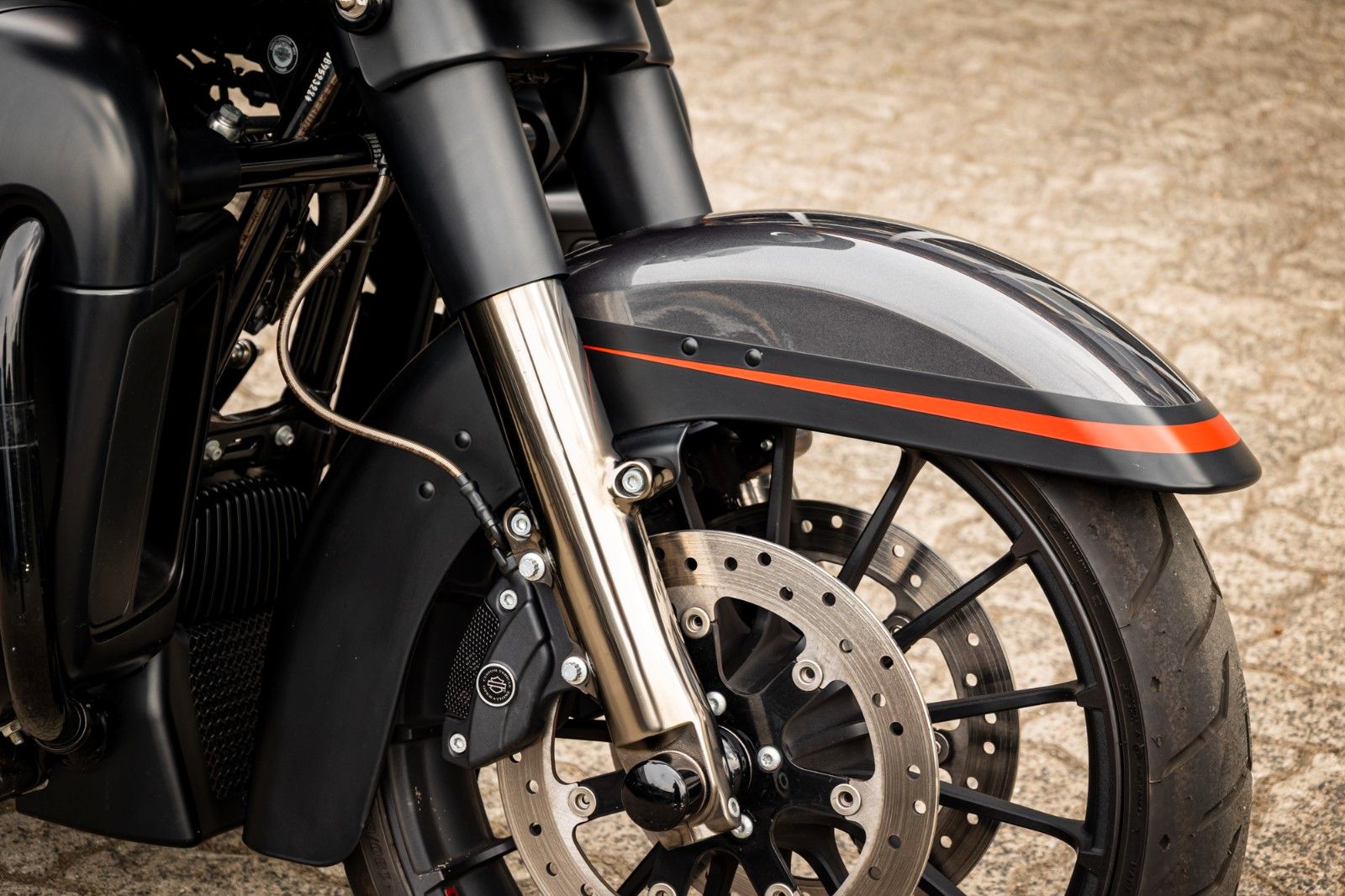 Fahrzeugabbildung Harley-Davidson CVO STREET GLIDE 117 FLHXSE - KESSTECH