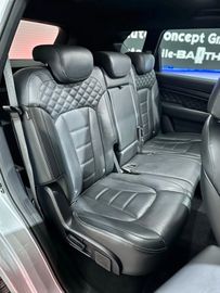 Fahrzeugabbildung Ssangyong REXTON 2.2D**SAPPHIRE**4WD**7AT**7SITZER**