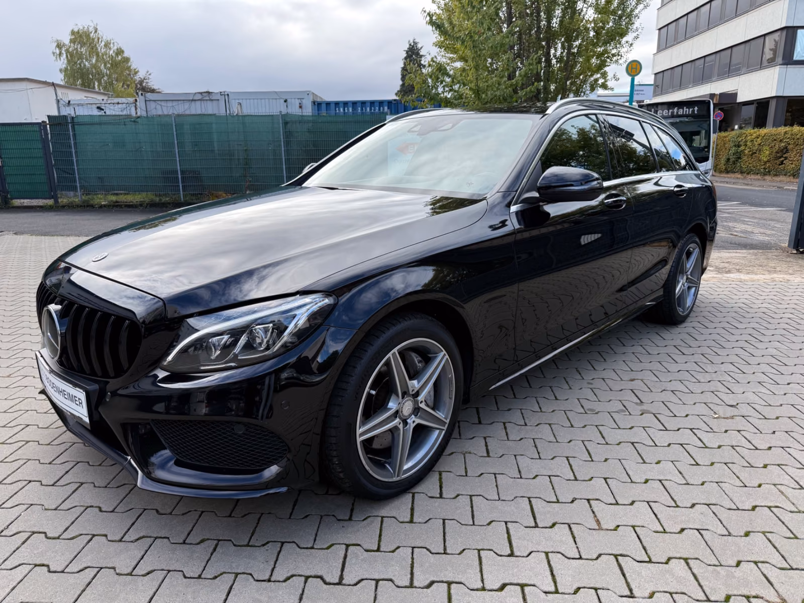 Mercedes-Benz C 400 T-Modell 4Matic·AMG Line·LED·ACC·Business