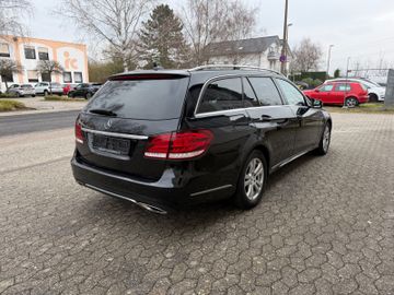 Mercedes E 220 - 4