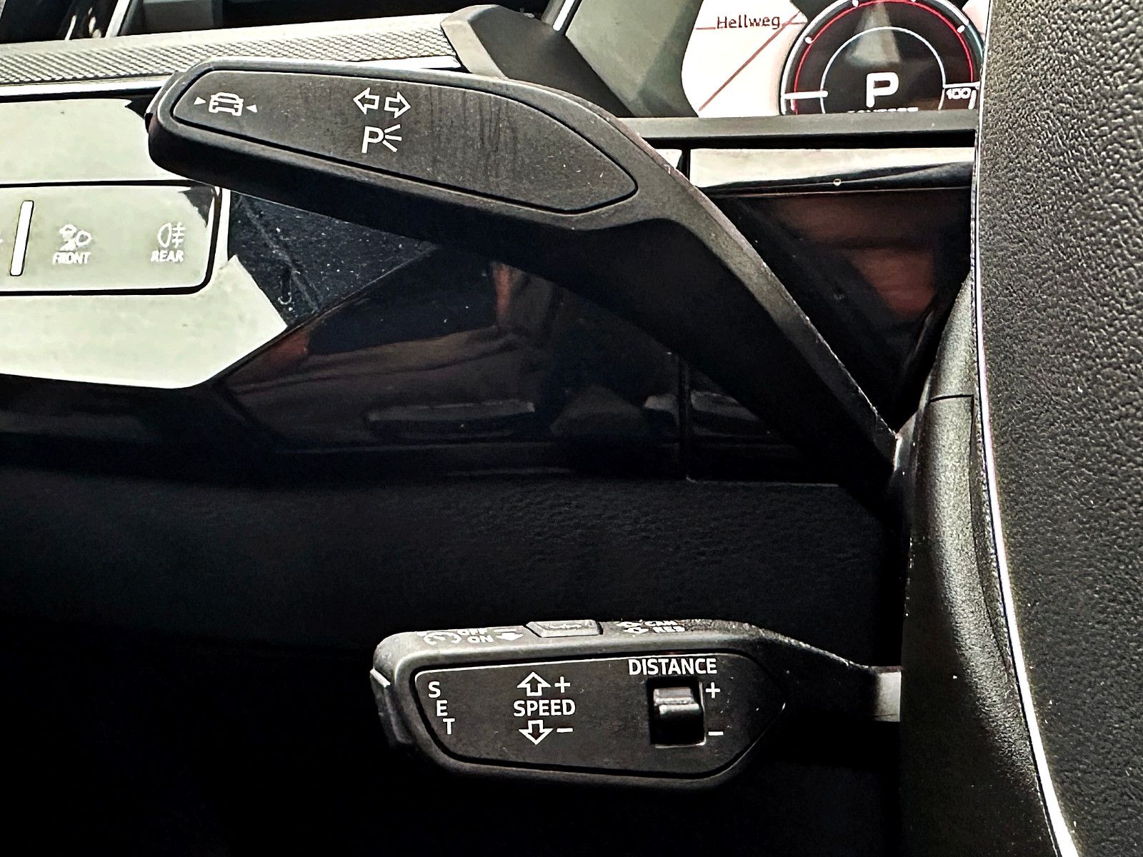 Audi Q8 e-tron - Bild 19