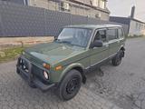 Lada Niva 44 5Türer - Lada in Duisburg