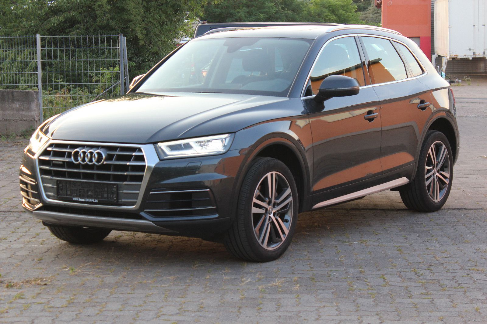 AUDI Q5 50 TDI quattro sport*LED*PANO*VIRTUAL*AHK