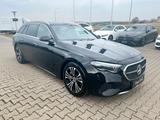 Mercedes-Benz E 450 d 4M T Avantgarde+AHK+Distronic+DigiLight+ - Mercedes E 450 Diesel Gebrauchtwagen