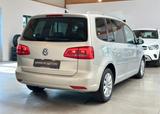 Volkswagen Touran 2.0 TDI BMT DSG Highline AHK/PANORA/140PS - Volkswagen Touran: 140