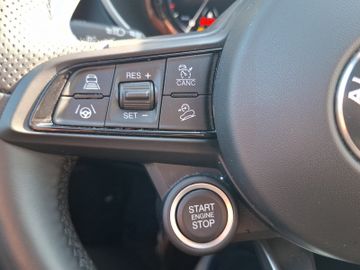 Alfa Romeo Stelvio Veloce Q4 2.0 Turbo 16V Kam.+KeyLess+SHZ