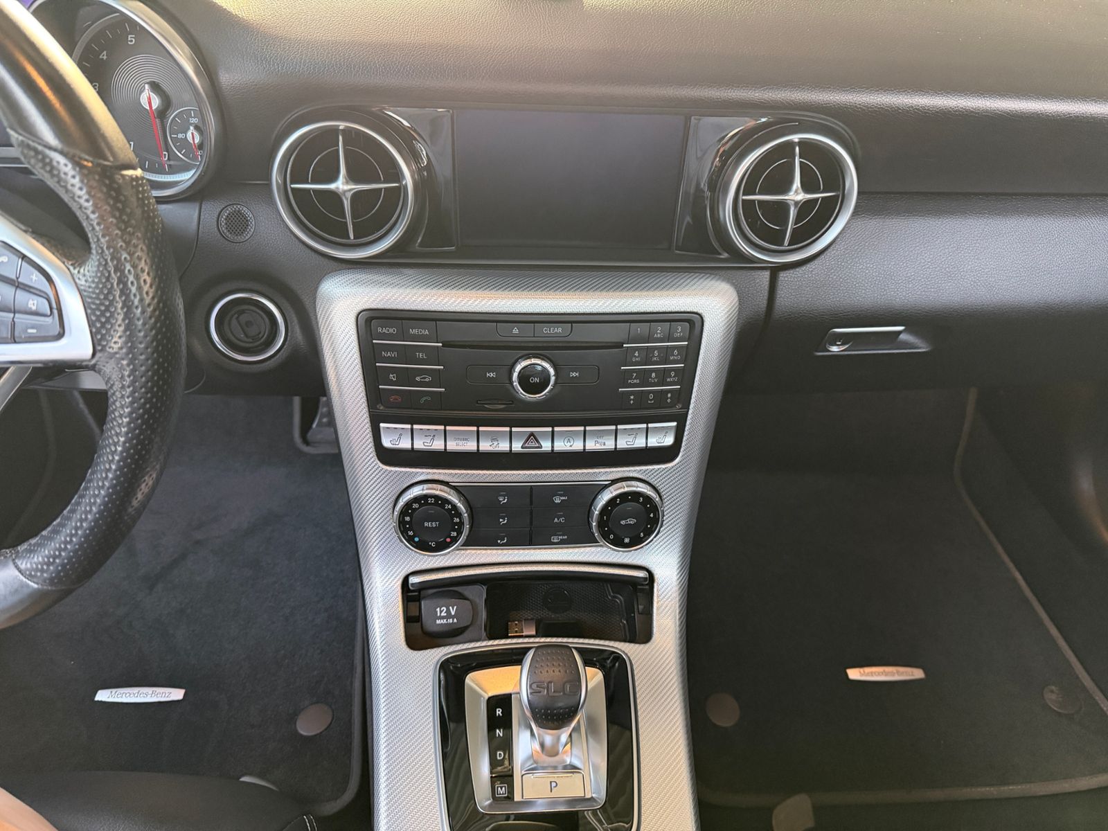 Fahrzeugabbildung Mercedes-Benz SLC 200 LED NAVI ALU