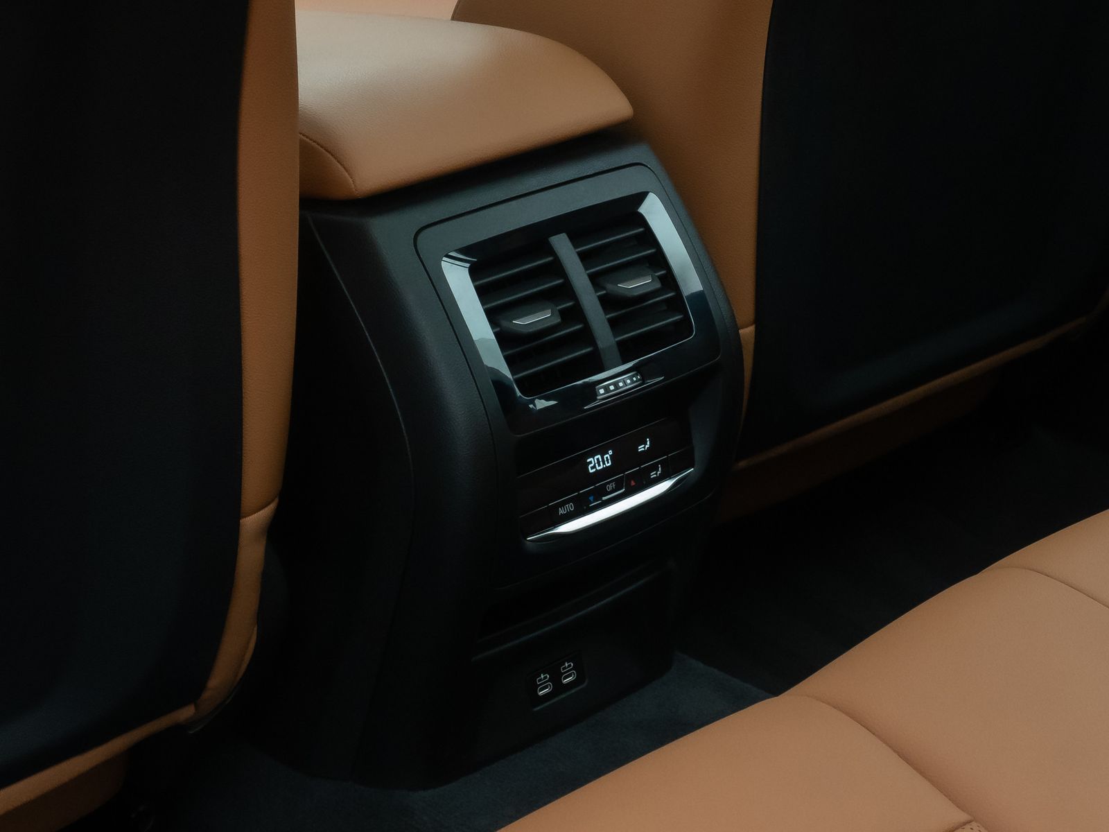 Fahrzeugabbildung BMW X3 xD20d Panorama Kamera DAB AHK Sport 19Zoll