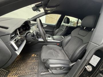Audi Q8 - 5