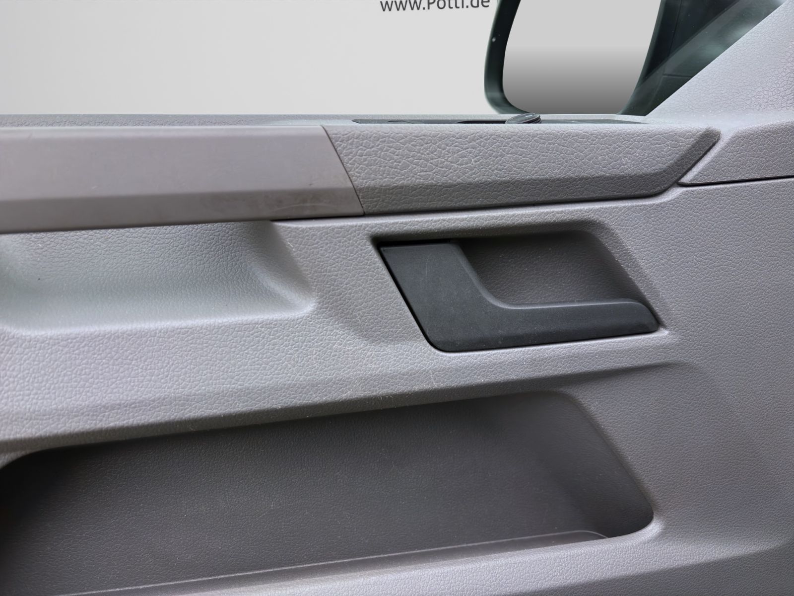 Volkswagen T6 Kombi - Bild 9