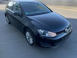 Volkswagen Golf VII Lim. Cup Edition BMT NAVI PDC KLIMA - Volkswagen Golf Limousine Cup edition mit Diesel-Antrieb