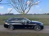BMW 520d Touring G31 / Stdhzg.  / AHK / Service - BMW 520 Gebrauchtwagen in Bremen