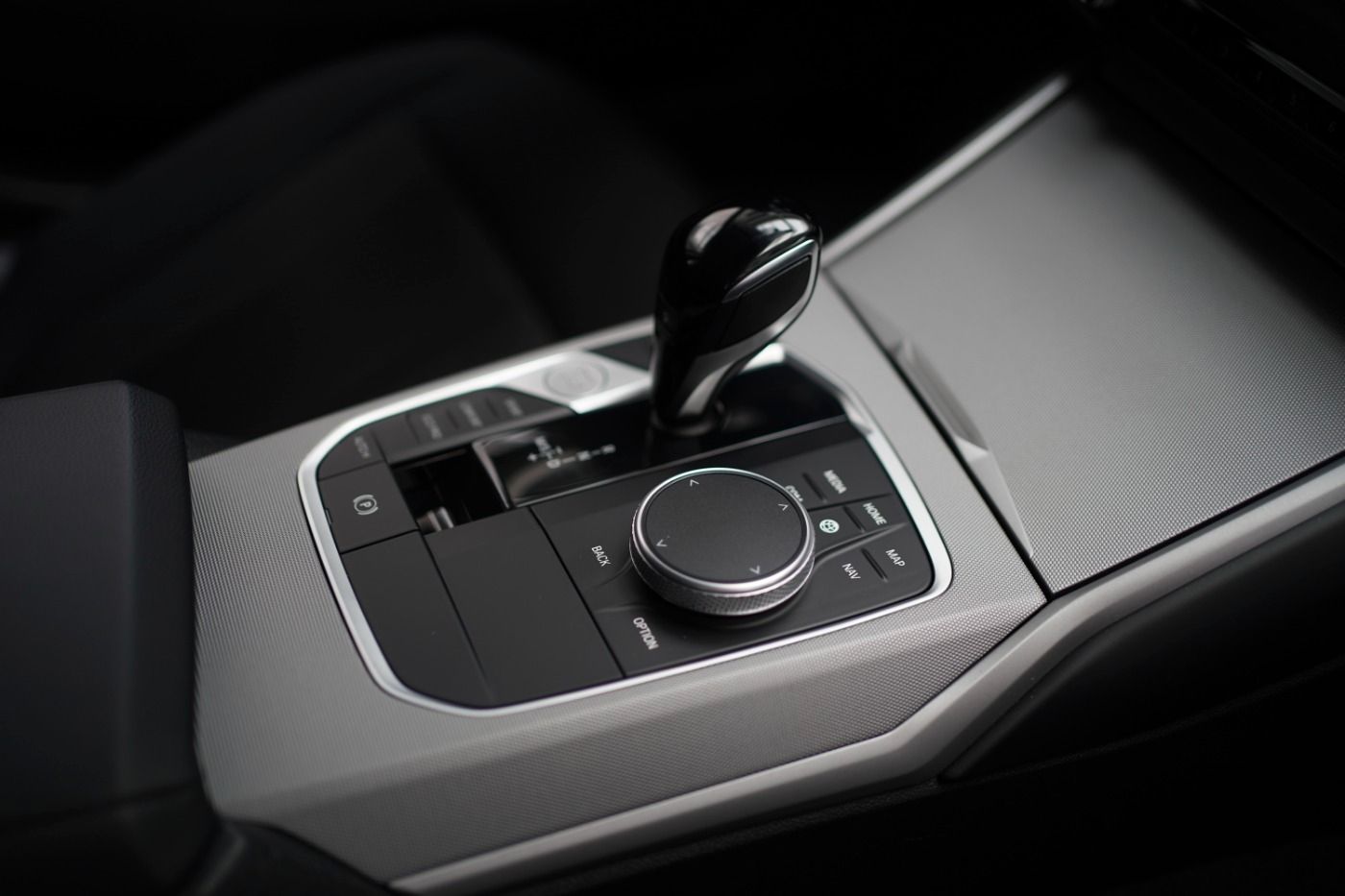 Fahrzeugabbildung BMW 320d Advantage +Driving Assistant+Komfortzugang