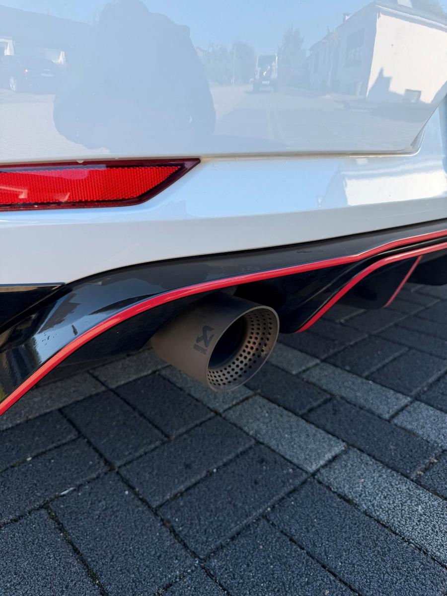 Volkswagen Golf VII GTI TCR Garantie, Akrapovic, ACC, Navi