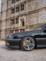 Opel Omega  - schwarze Opel Omega