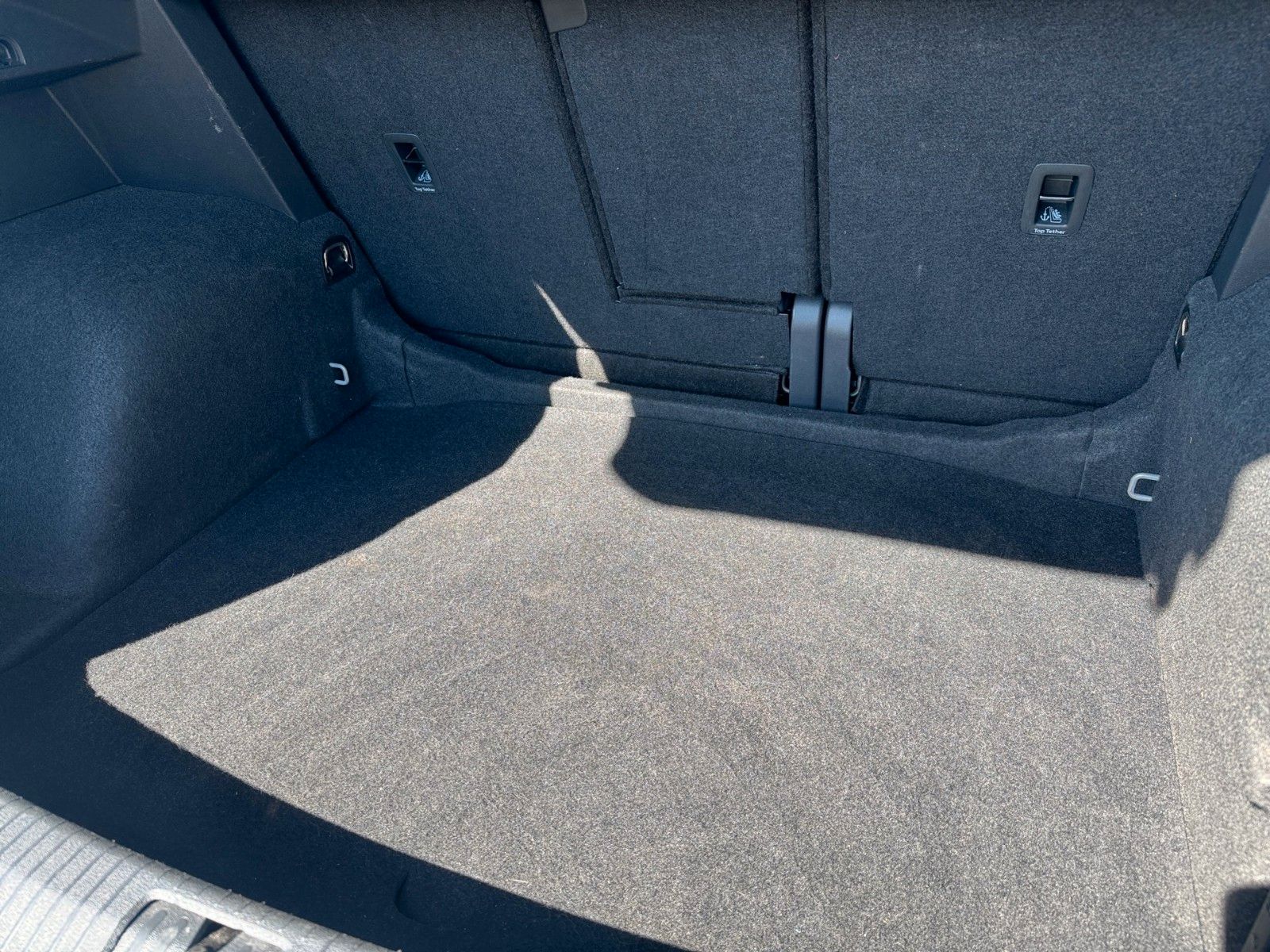 Fahrzeugabbildung Volkswagen Tiguan Life ACTIVE 1.5 TSI