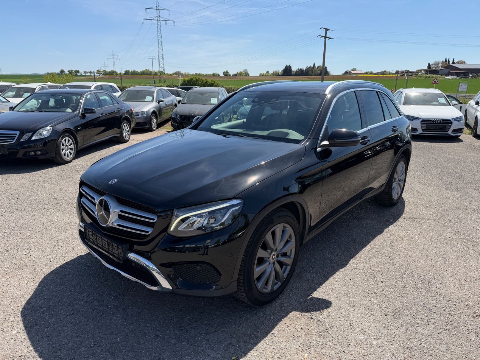 MERCEDES-BENZ GLC 350d 4Matic LED Pano Headup Leder Kamera 2.H