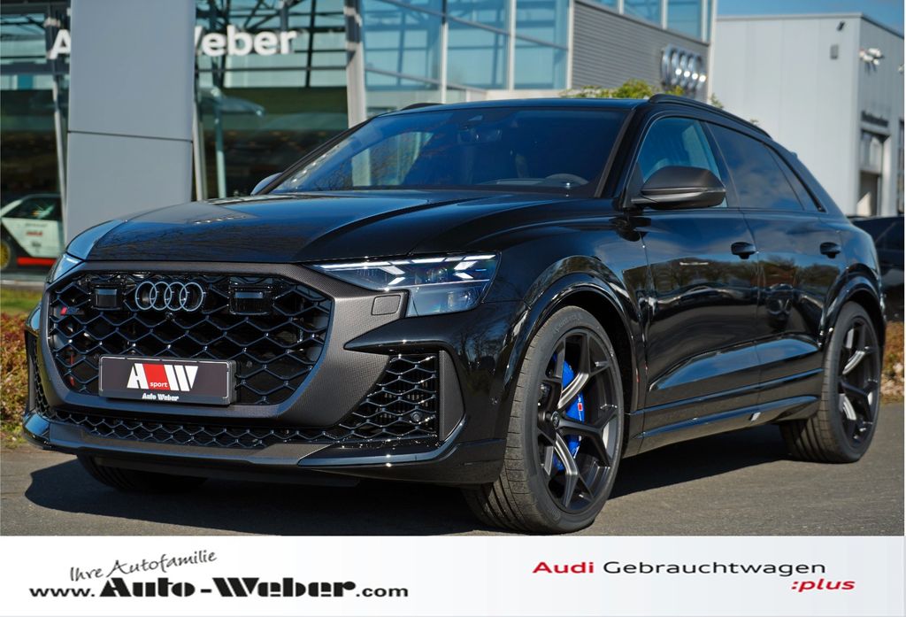 Audi RSQ8