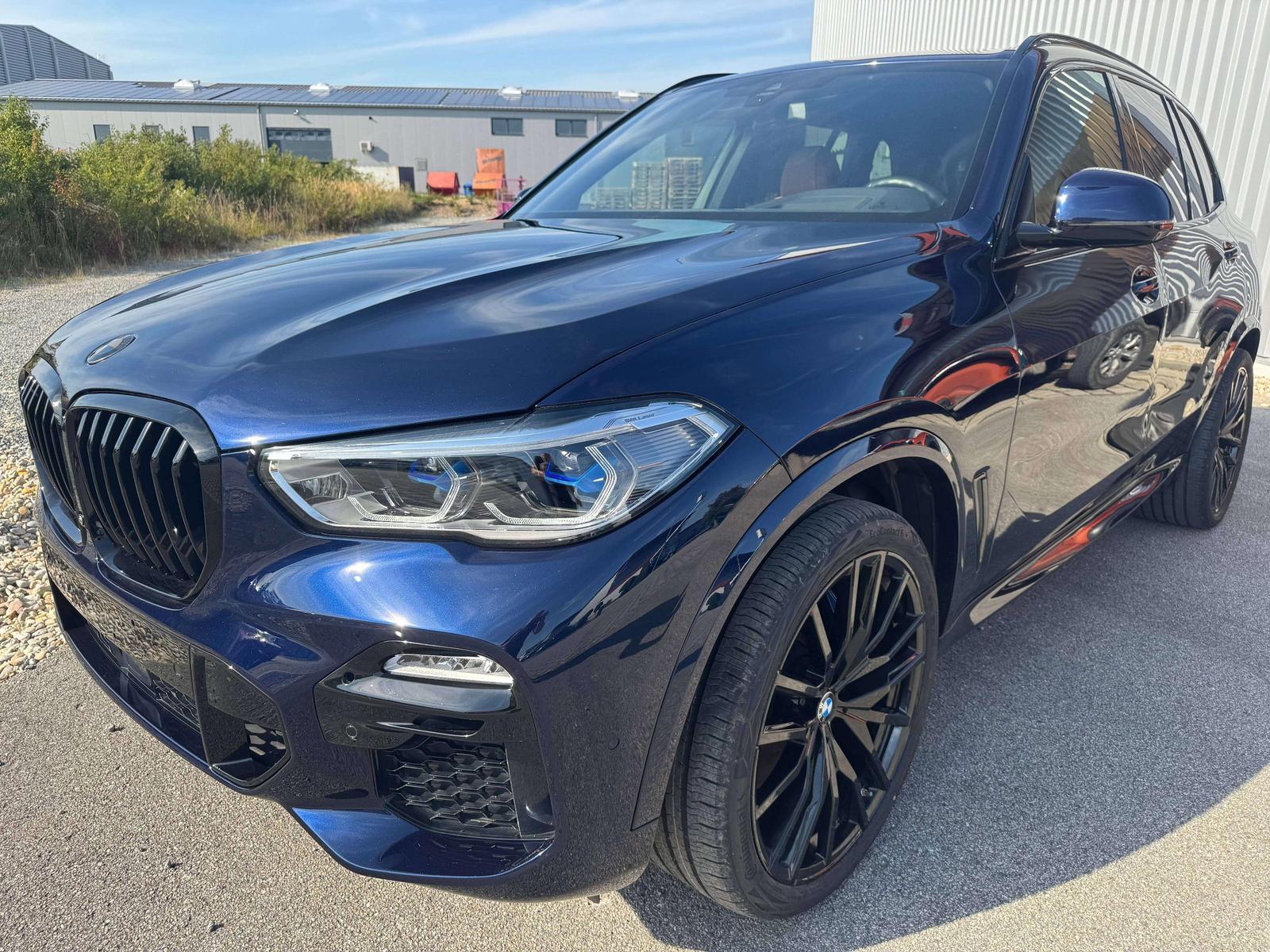 BMW X5 xDrive 30 d M SPORT *HEADUP*AHK*NAVI*KAMERA*T