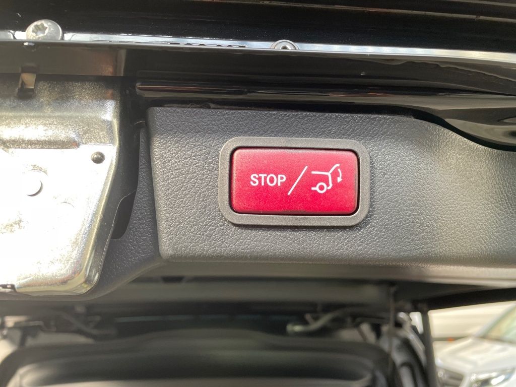 Fahrzeugabbildung Mercedes-Benz V 300 Marco Polo 4MATIC STHZG AMG-LINE EASY PACK