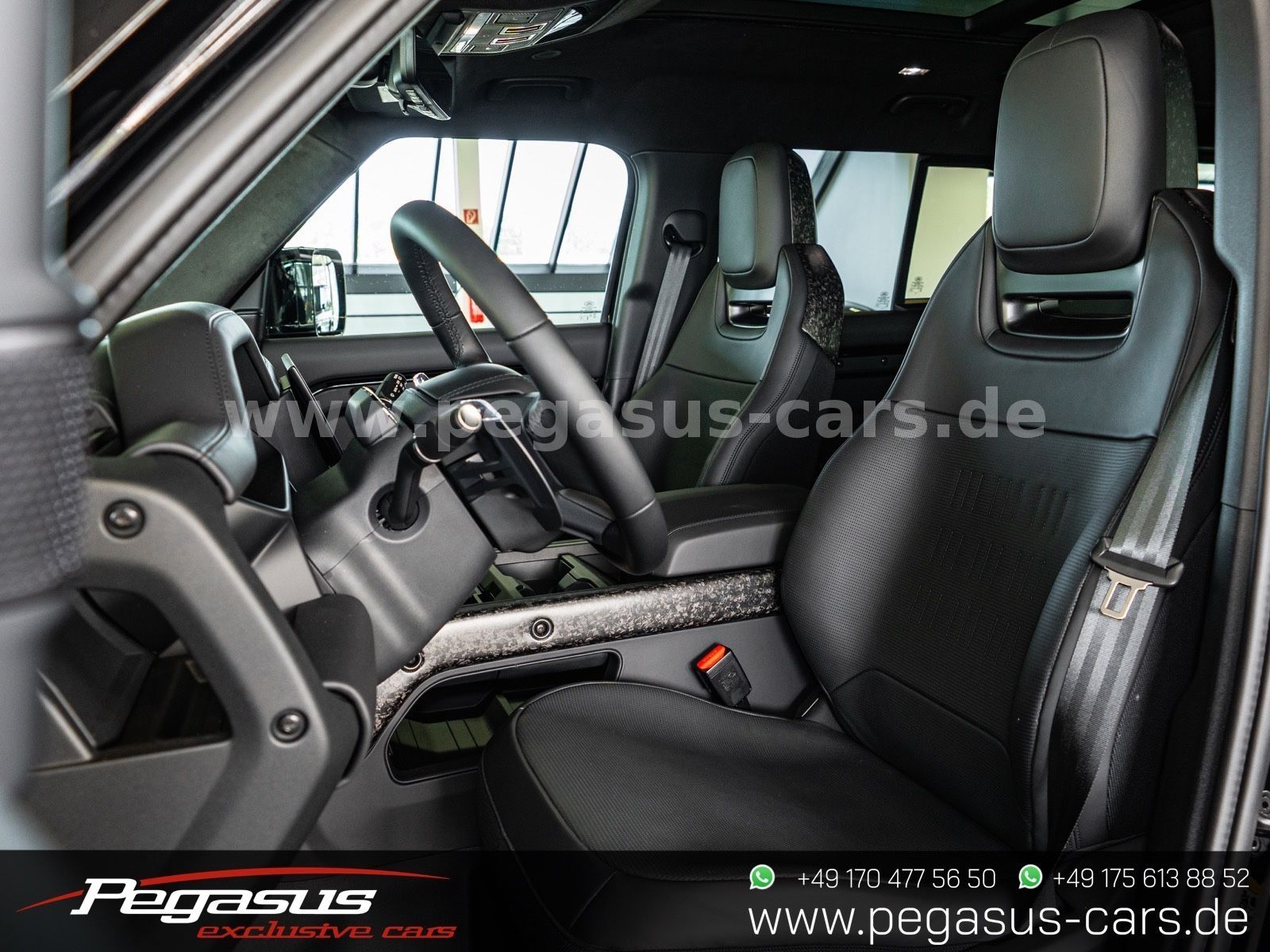 LAND ROVER Defender - 2