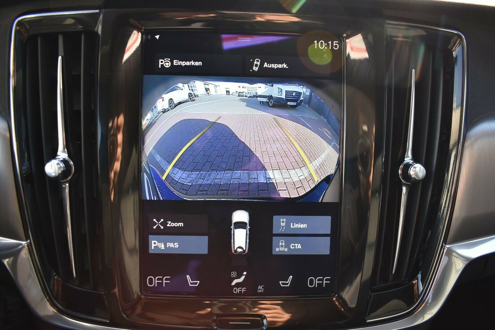 Fahrzeugabbildung Volvo **Mietkauf**V90 D5 Mom.*LED*PPilot*CD*CAM*BLIS