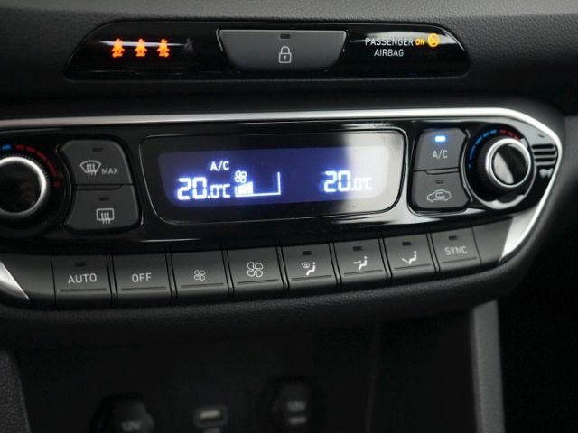 i30 T-GDI TREND 48V+RÜCKFAHRKAMERA+SITZ-/LENKRAD